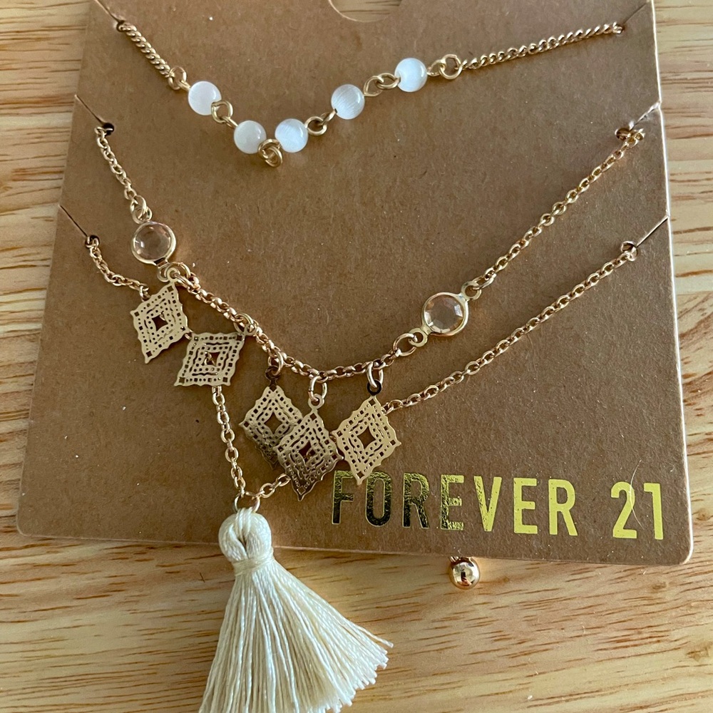 3 pack short necklaces
